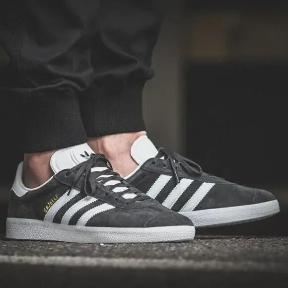 New Adidas Originals Grey & White Gazelle Shoes (BB5480) Mens 7 US 40 EUR 8 WMNS - Picture 6 of 7